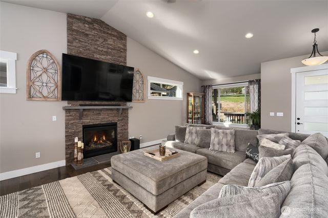 18180 Freedom Lane, Mount Vernon, WA 98274