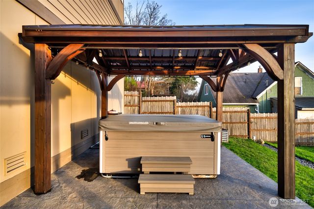 18180 Freedom Lane, Mount Vernon, WA 98274