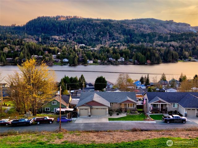 18180 Freedom Lane, Mount Vernon, WA 98274