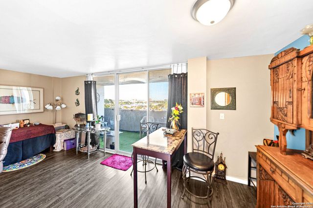 7039 San Pedro Ave Apt 504, San Antonio, TX 78216