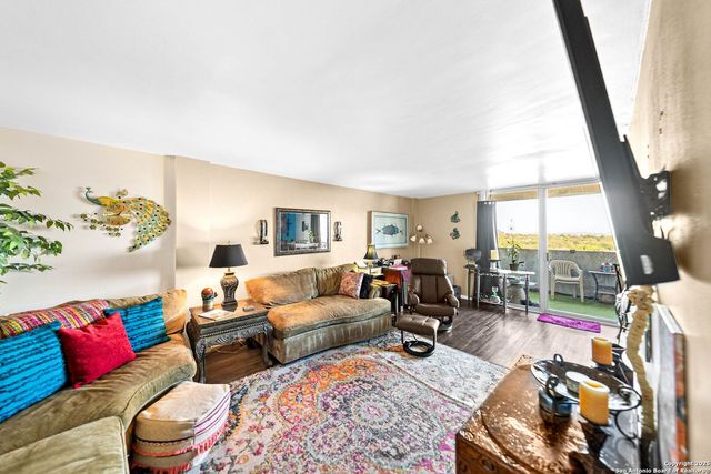 7039 San Pedro Ave Apt 504, San Antonio, TX 78216