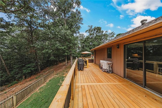 33 Little Drive, Bella Vista, AR 72715