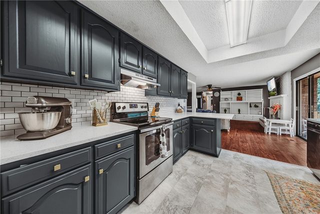 33 Little Drive, Bella Vista, AR 72715