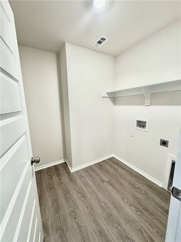 1400 E Piedmont Court, Siloam Springs, AR 72761