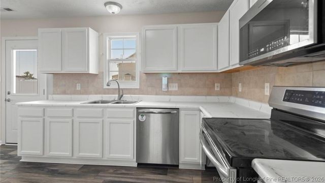 549 Bellgrove Drive, Hope Mills, NC 28348