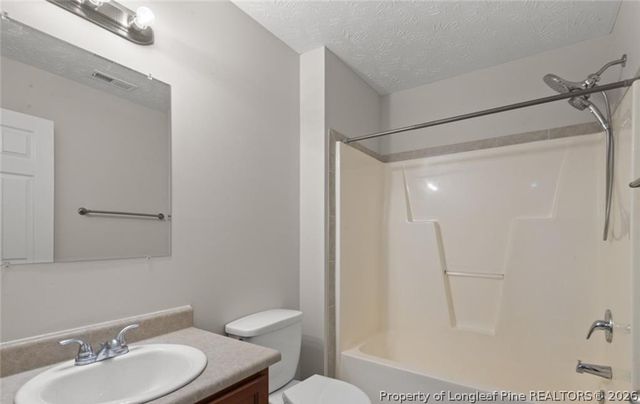 549 Bellgrove Drive, Hope Mills, NC 28348