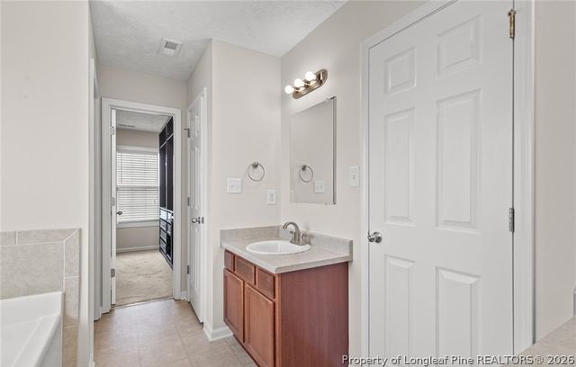 549 Bellgrove Drive, Hope Mills, NC 28348