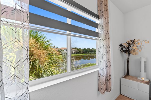 1182 Paisley Court, Lake Worth, FL 33461