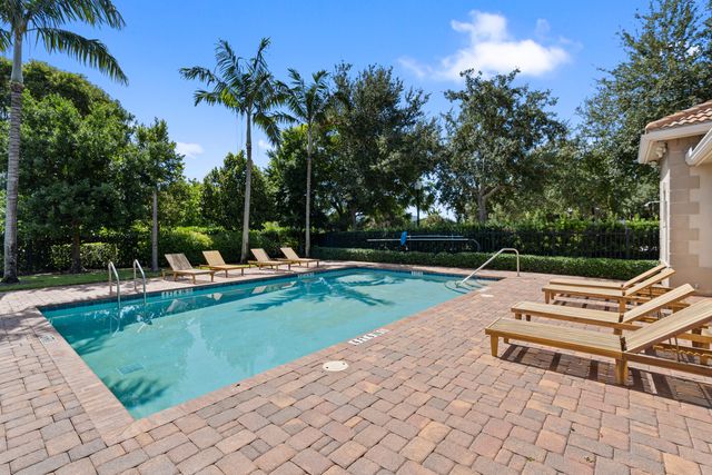 1182 Paisley Court, Lake Worth, FL 33461
