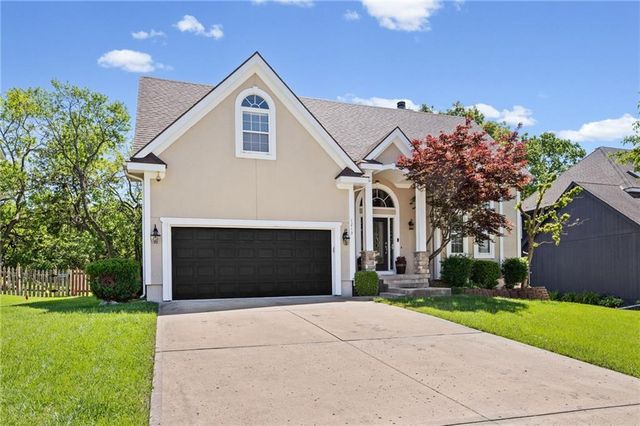 1213 SW Persels Road, Lee's Summit, MO 64081