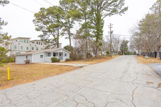 1651 Donna Lynn Drive, Smyrna, GA 30080