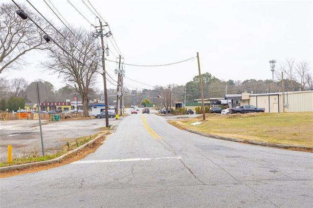 1651 Donna Lynn Drive, Smyrna, GA 30080