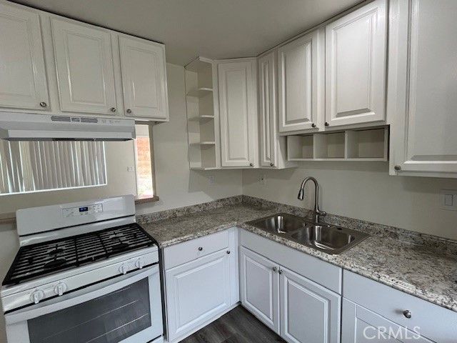 45521 Sunset Lane E, Palm Desert, CA 92260