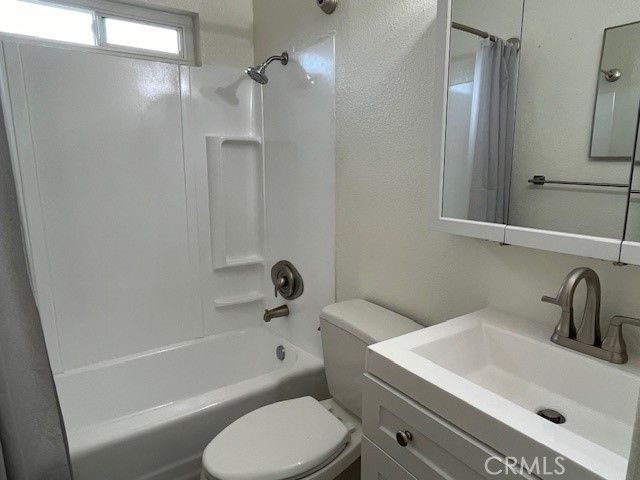 45521 Sunset Lane E, Palm Desert, CA 92260