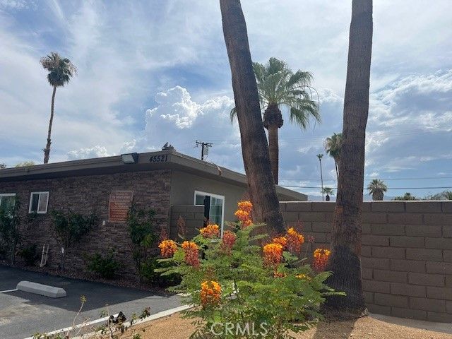 45521 Sunset Lane E, Palm Desert, CA 92260