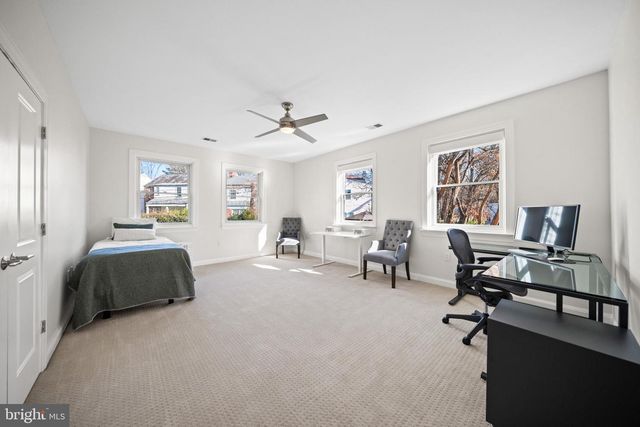 4725 MASSACHUSETTS AVE NW, Washington, DC 20016