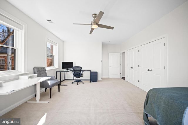 4725 MASSACHUSETTS AVE NW, Washington, DC 20016