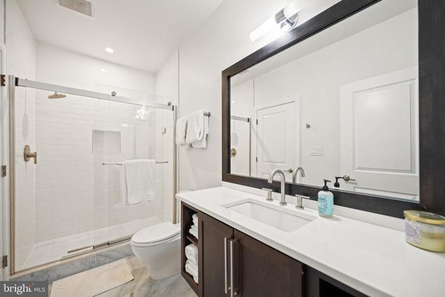 4725 MASSACHUSETTS AVE NW, Washington, DC 20016