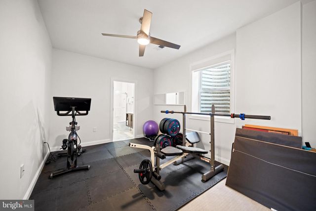 4725 MASSACHUSETTS AVE NW, Washington, DC 20016