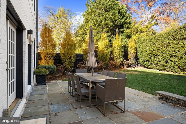 4725 MASSACHUSETTS AVE NW, Washington, DC 20016