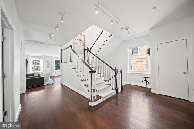 4725 MASSACHUSETTS AVE NW, Washington, DC 20016