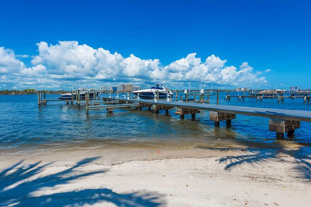 250 Bradley Place 202, Palm Beach, FL 33480