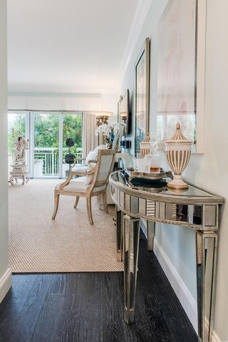 250 Bradley Place 202, Palm Beach, FL 33480