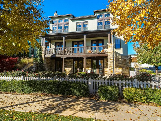 10566 S LAKE AVE, South Jordan, UT 84009