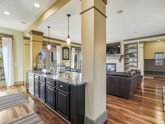 10566 S LAKE AVE, South Jordan, UT 84009