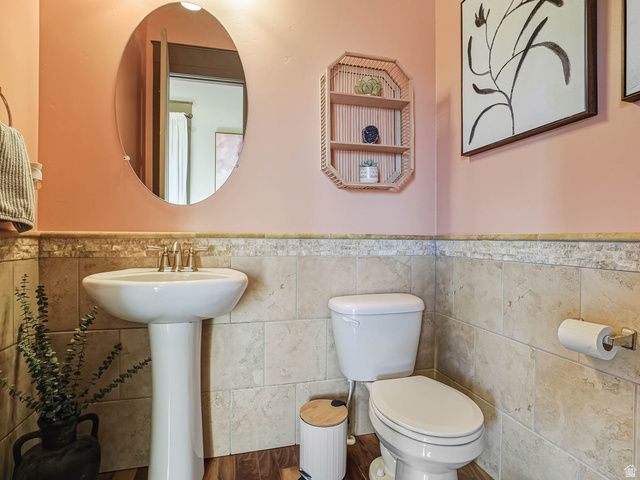 10566 S LAKE AVE, South Jordan, UT 84009