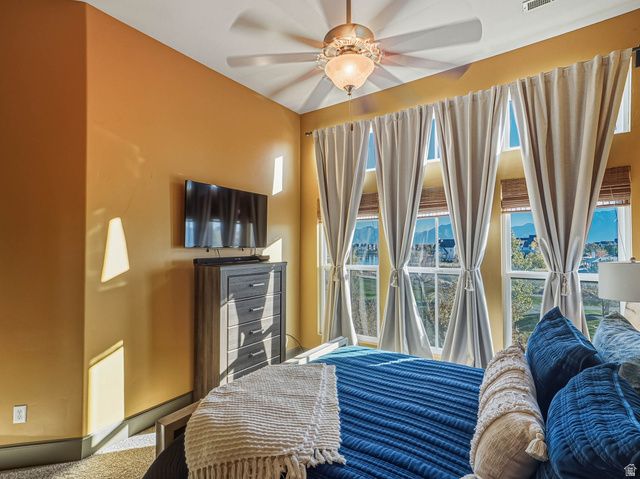 10566 S LAKE AVE, South Jordan, UT 84009