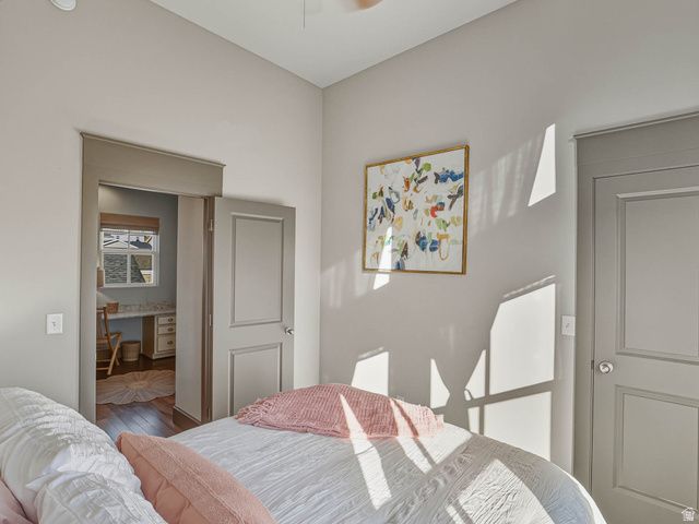 10566 S LAKE AVE, South Jordan, UT 84009