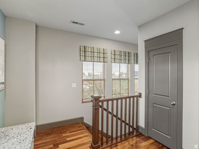 10566 S LAKE AVE, South Jordan, UT 84009