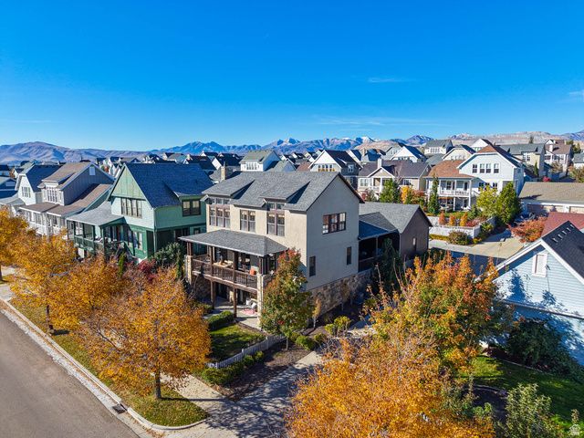 10566 S LAKE AVE, South Jordan, UT 84009