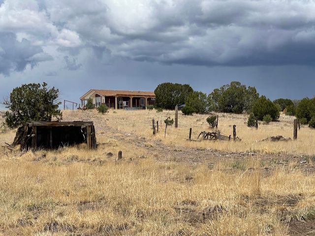 278 Thomas IV Road, Datil, NM 87821