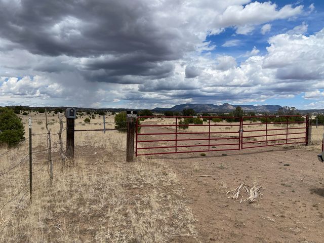 278 Thomas IV Road, Datil, NM 87821