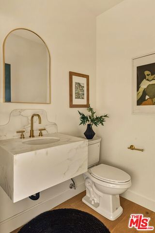 585 Mountain View Street, Altadena, CA 91001