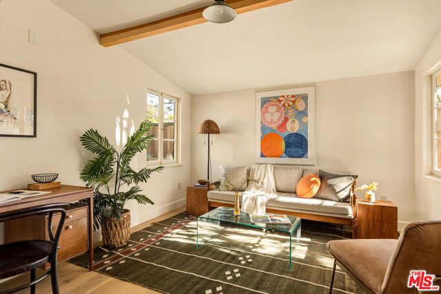 585 Mountain View Street, Altadena, CA 91001