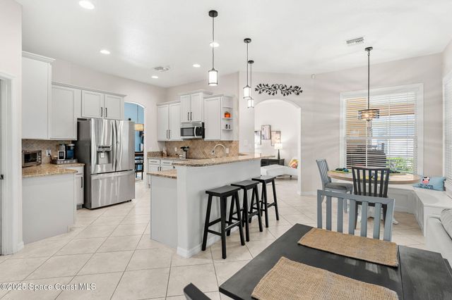 1848 Windbrook Drive SE, Palm Bay, FL 32909