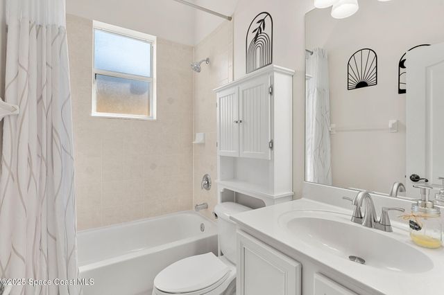 1848 Windbrook Drive SE, Palm Bay, FL 32909