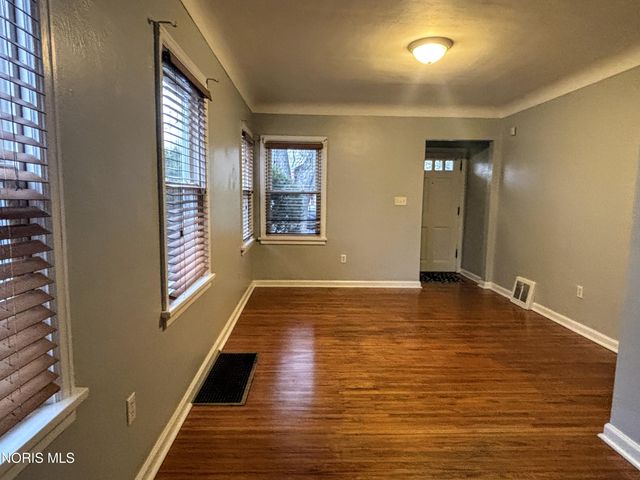 5835 Deane Drive, Toledo, OH 43613
