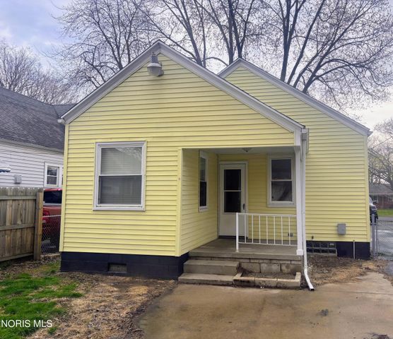 5835 Deane Drive, Toledo, OH 43613