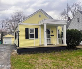 5835 Deane Drive, Toledo, OH 43613