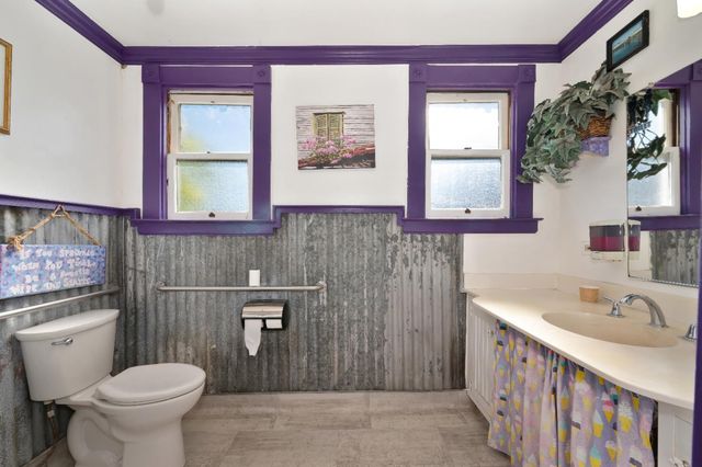 14132 Market St, Walnut Grove, CA 95690