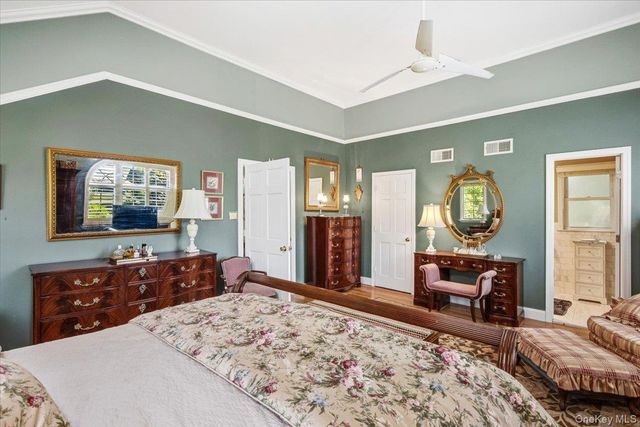 16 Stuart Avenue, Babylon, NY 11702