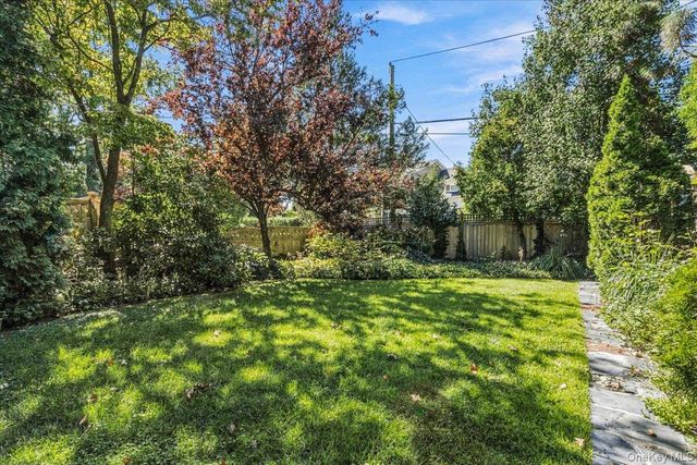 16 Stuart Avenue, Babylon, NY 11702