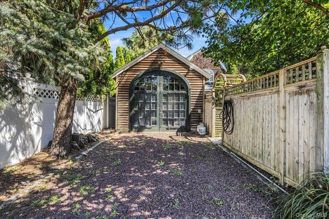 16 Stuart Avenue, Babylon, NY 11702
