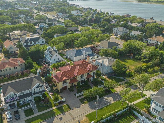 81 Montgomery Boulevard, Atlantic Beach, NY 11509