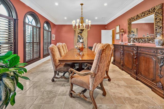 81 Montgomery Boulevard, Atlantic Beach, NY 11509