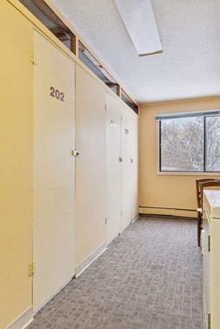 4009 Heritage Hills Drive 202, Bloomington, MN 55437